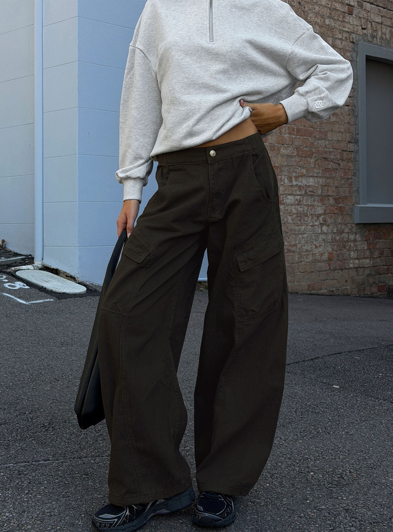 Selective Memory Low Rise Wide Leg Cargo PantszDark Charcoal